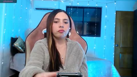 Snapshot of cattleya069 chatting on 09/18/25, 04:58 Cattleya you can tell me Leya too. online show from 09/18/25, 04:58