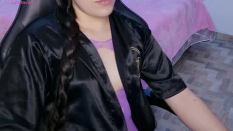 Cattleya online show from 04/14/26, 12:16