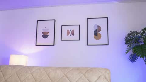 Snapshot of cattleyascaly chatting on 12/09/24, 08:01 cattleyascaly online show from 12/09/24, 08:01