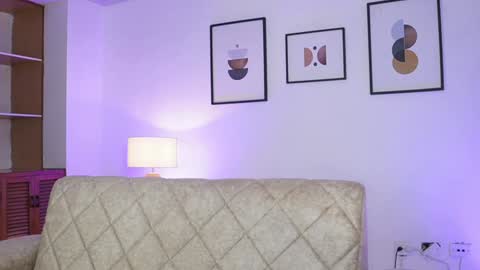 Snapshot of cattleyascaly chatting on 12/11/24, 07:14 cattleyascaly online show from 12/11/24, 07:14