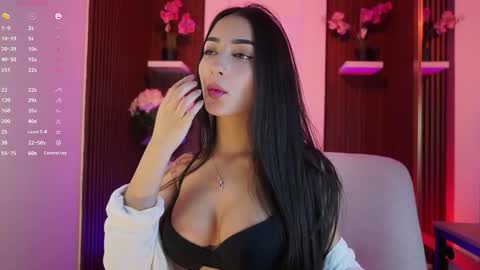 Snapshot of cattleyascaly chatting on 11/20/25, 07:35 cattleyascaly online show from 11/20/25, 07:35