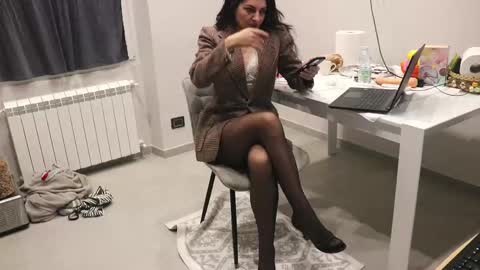 catty online show from 02/10/25, 08:21