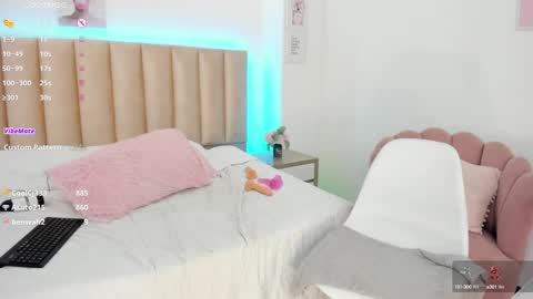 catvalentinee_ online show from 01/19/25, 08:07