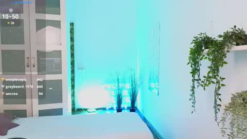 caty_cuddly online show from 02/19/25, 11:49