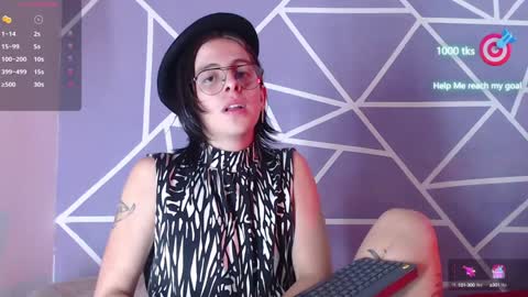 cava_pretty online show from 01/05/25, 10:21