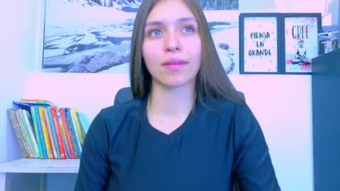 cayetana online show from 05/20/26, 07:42