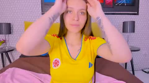 Snapshot of cayetana_01 chatting on 06/17/26, 07:26 cayetana online show from 06/17/26, 07:26