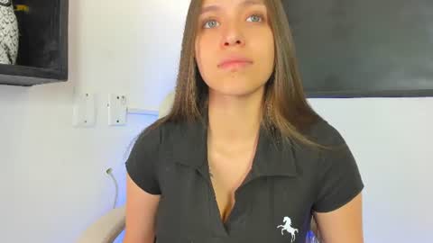 Snapshot of cayetana_01 chatting on 07/02/26, 07:09 cayetana online show from 07/02/26, 07:09