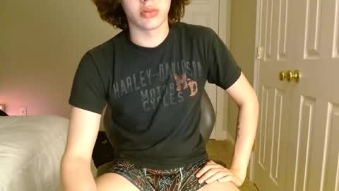 Snapshot of cayjorrr chatting on 12/25/24, 02:46 222cayyy online show from 12/25/24, 02:46