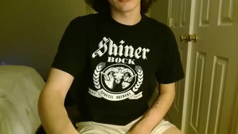 Snapshot of cayjorrr chatting on 12/28/24, 04:19 222cayyy online show from 12/28/24, 04:19