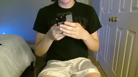 Snapshot of cayjorrr chatting on 12/29/24, 07:53 222cayyy online show from 12/29/24, 07:53