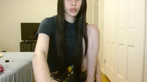 Snapshot of cayjorrr chatting on 02/22/25, 05:44 222cayyy online show from 02/22/25, 05:44