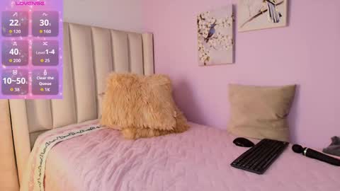 Cay online show from 04/14/26, 02:12