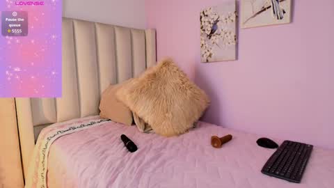 Cay online show from 04/15/26, 02:24