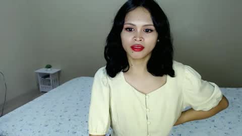 Selena online show from 10/07/25, 01:30