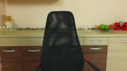 Ivanna online show from 10/31/25, 06:14