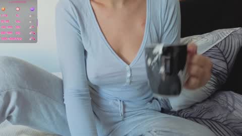 Folow my instagram cuteback7272 and onlyfans cbhotblonde1 online show from 10/04/25, 06:33