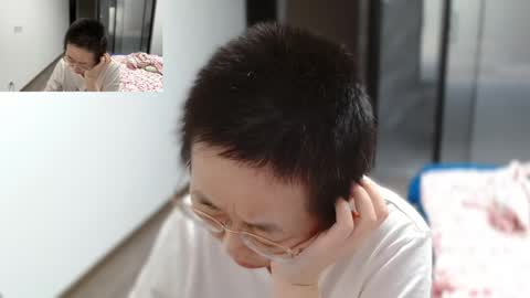 Snapshot of cbz112233 chatting on 04/24/26, 06:54 ANNYANNY online show from 04/24/26, 06:54