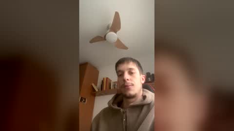 Snapshot of ccc104513 chatting on 12/05/25, 09:40 ccc104513 online show from 12/05/25, 09:40