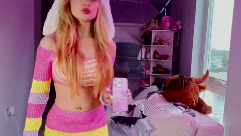 Ccinnamon online show from 03/31/26, 06:52