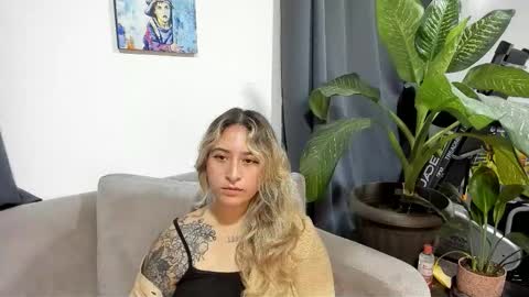 ccuteass online show from 03/04/25, 06:39