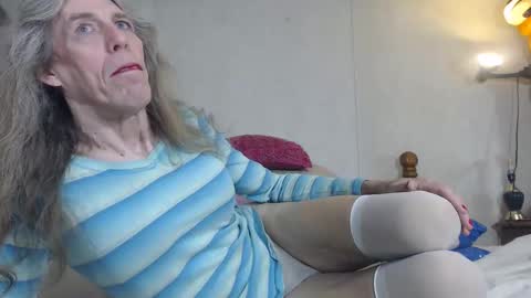 Jackie online show from 11/03/25, 09:43