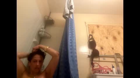 Snapshot of cece_vibez chatting on 11/25/25, 06:46 cece_vibez online show from 11/25/25, 06:46