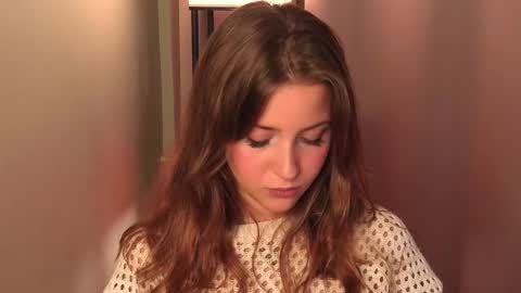 Lina  online show from 12/02/25, 07:31