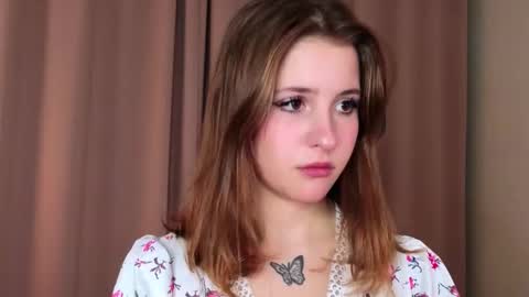 Lina  online show from 02/28/26, 07:15