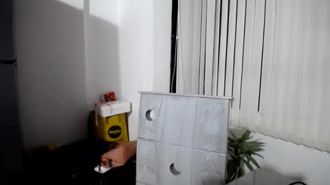 ceci online show from 03/03/25, 01:53