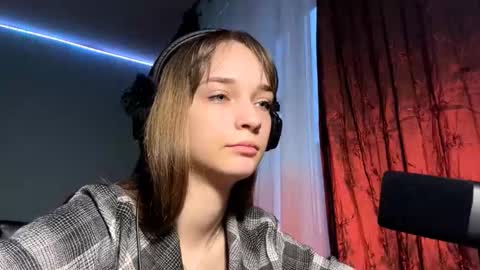 Lily online show from 11/18/25, 12:20