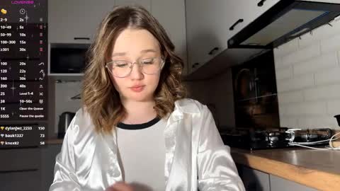 Darina online show from 03/31/26, 10:04