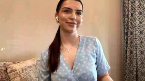 Snapshot of cecilianoblitt chatting on 05/15/26, 03:19 Darina online show from 05/15/26, 03:19