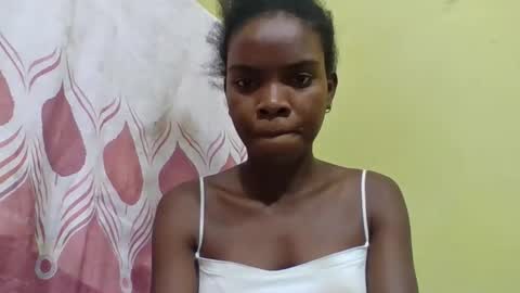 Snapshot of cedia837872 chatting on 04/12/26, 03:00 cedia837872 online show from 04/12/26, 03:00