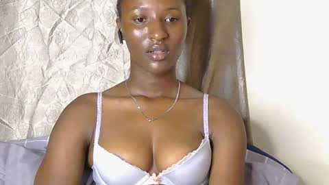 cee_queen online show from 07/05/26, 06:53