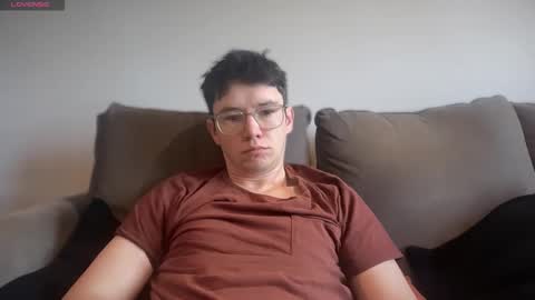 Snapshot of ceedm91 chatting on 11/30/25, 12:20 ceedm91 online show from 11/30/25, 12:20