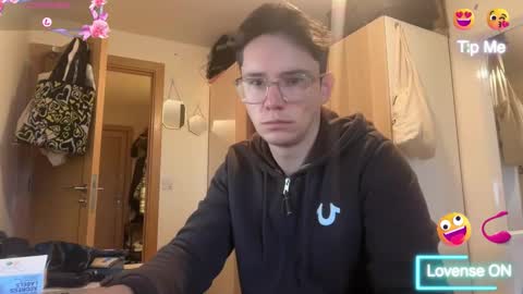 Snapshot of ceedm91 chatting on 02/03/26, 11:15 ceedm91 online show from 02/03/26, 11:15