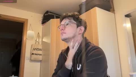 Snapshot of ceedm91 chatting on 02/11/26, 08:41 ceedm91 online show from 02/11/26, 08:41