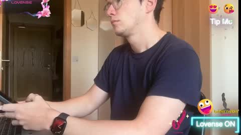 Snapshot of ceedm91 chatting on 03/04/26, 09:37 ceedm91 online show from 03/04/26, 09:37