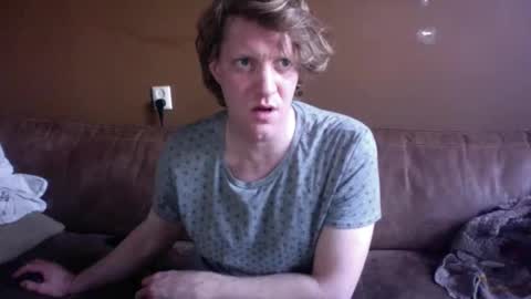 Snapshot of ceezeee chatting on 02/25/26, 05:00 ceezeee online show from 02/25/26, 05:00