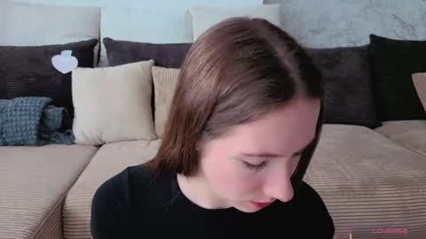 Josie Manesi online show from 05/18/26, 06:41