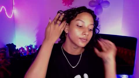 Snapshot of celesstte_0 chatting on 11/14/25, 01:54 Celeste online show from 11/14/25, 01:54