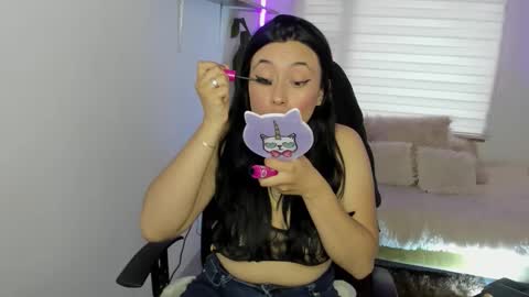 celeste_bonnet1 online show from 09/09/25, 07:24