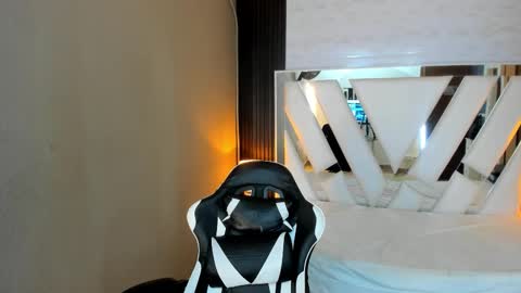 SARA  online show from 02/25/26, 11:09