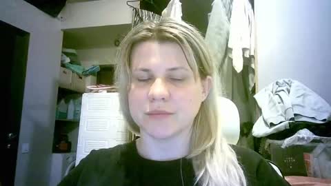 celeste_naughty_ online show from 05/06/26, 10:20