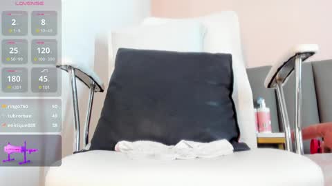 celeste_smmith_ online show from 03/01/25, 06:35