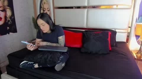 celeste_starsss online show from 05/18/26, 09:31