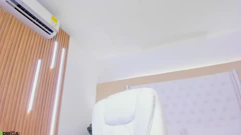 Celeste Wayne online show from 04/16/26, 09:39