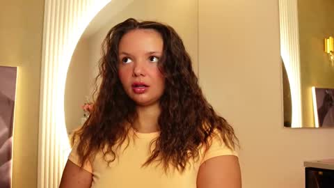 CelesteBailey online show from 09/10/25, 04:01