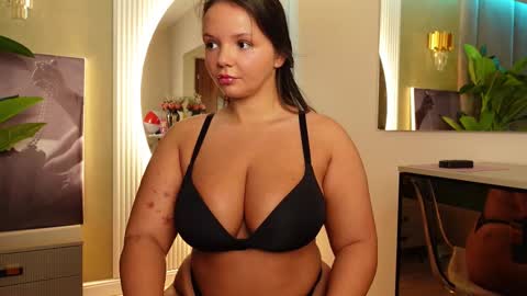 CelesteBailey online show from 09/15/25, 04:01